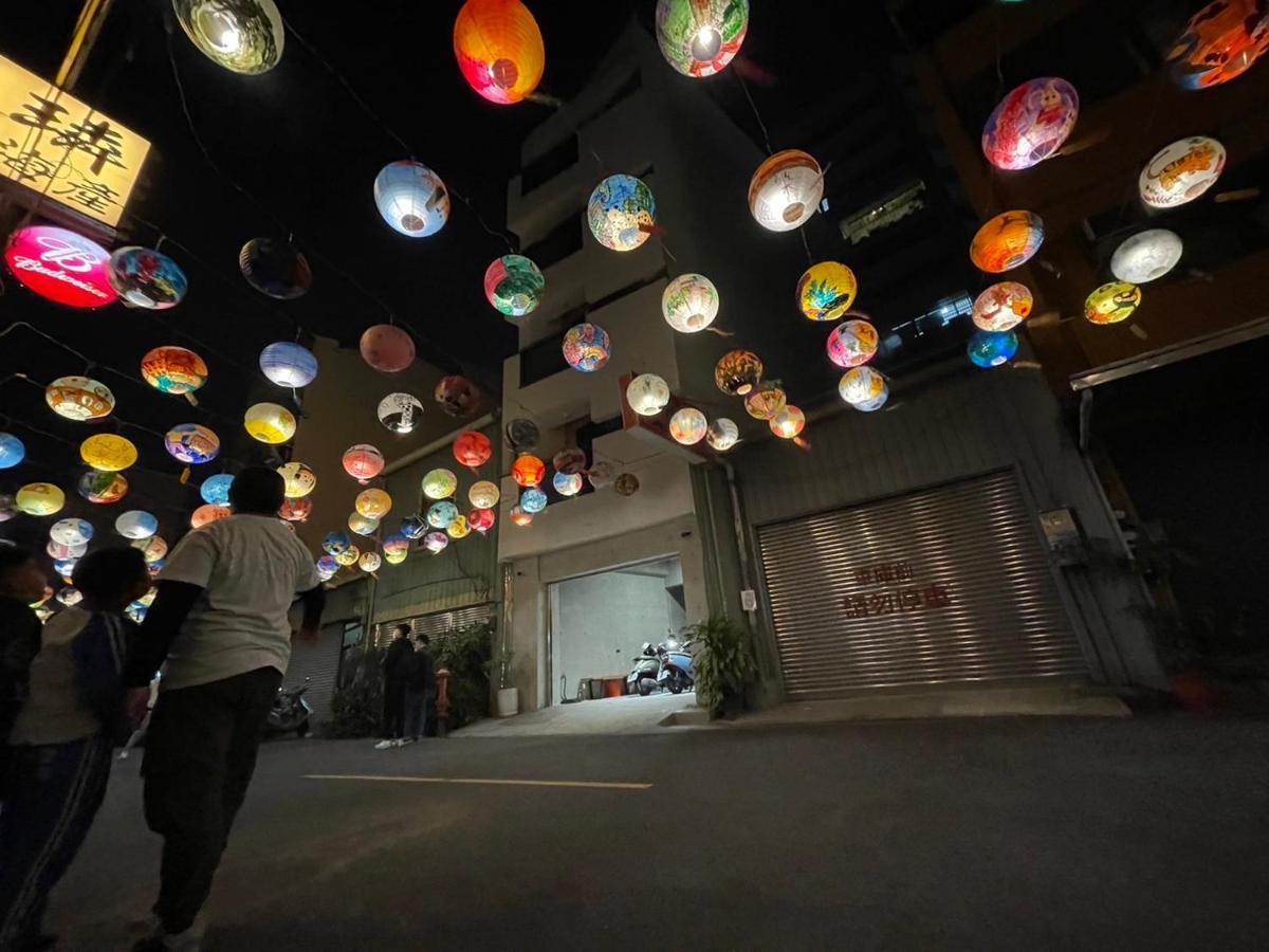 Long Lang Homestay Tainan Luaran gambar
