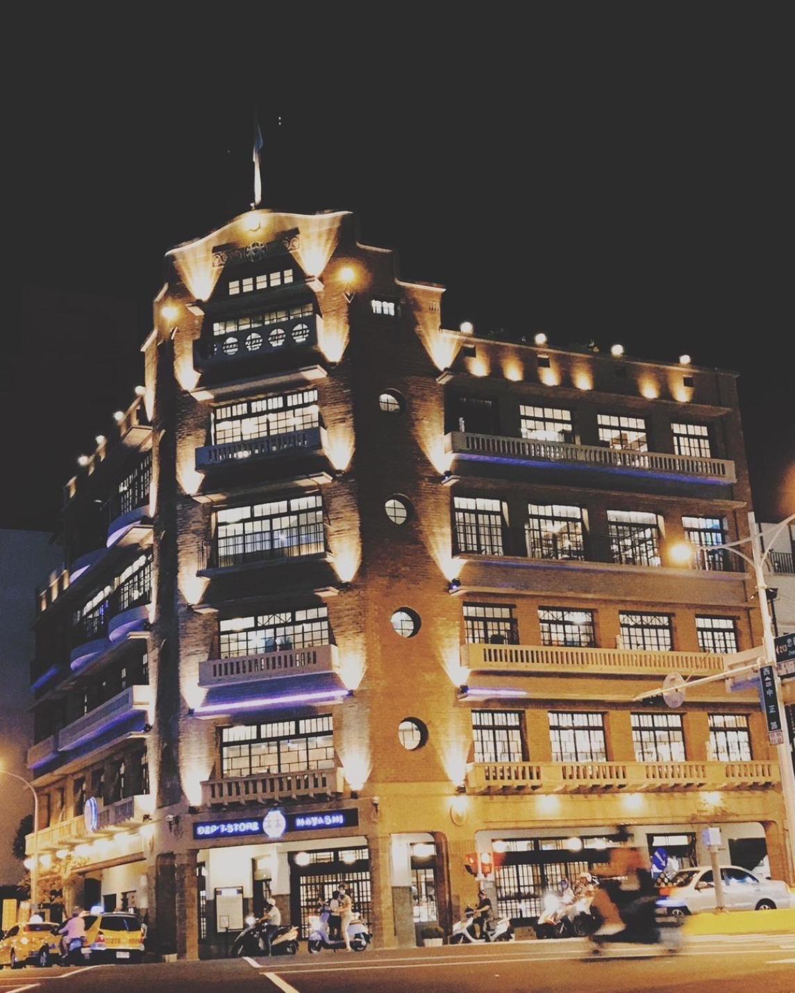 Long Lang Homestay Tainan Luaran gambar