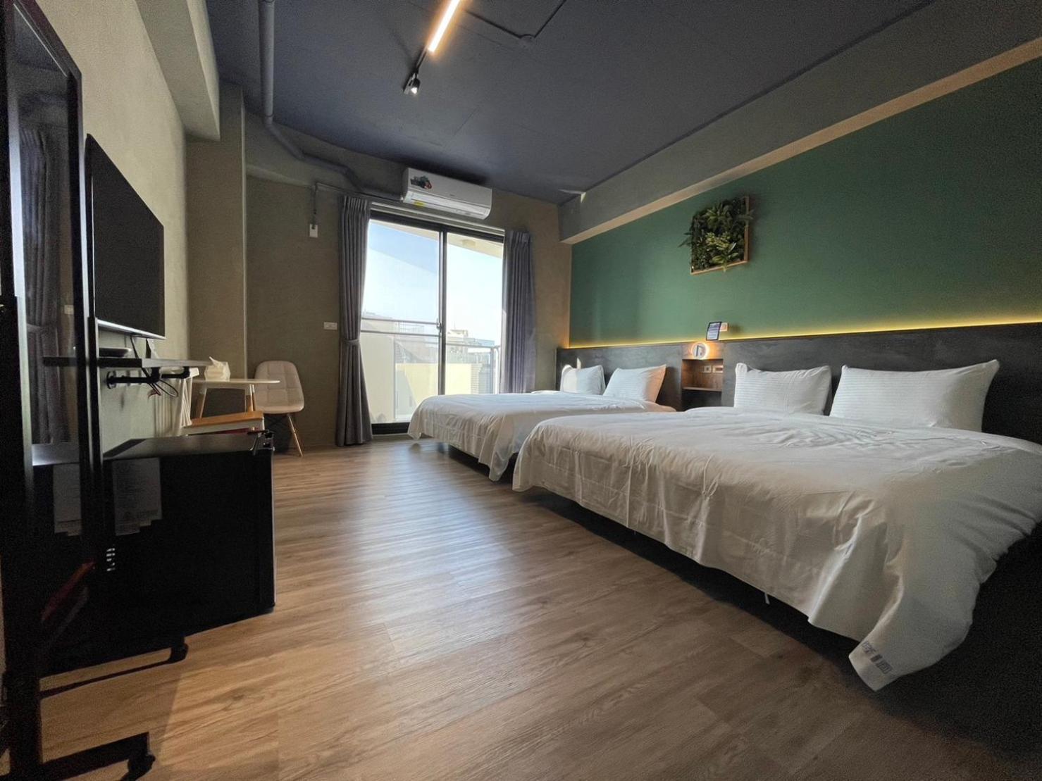 Long Lang Homestay Tainan Luaran gambar
