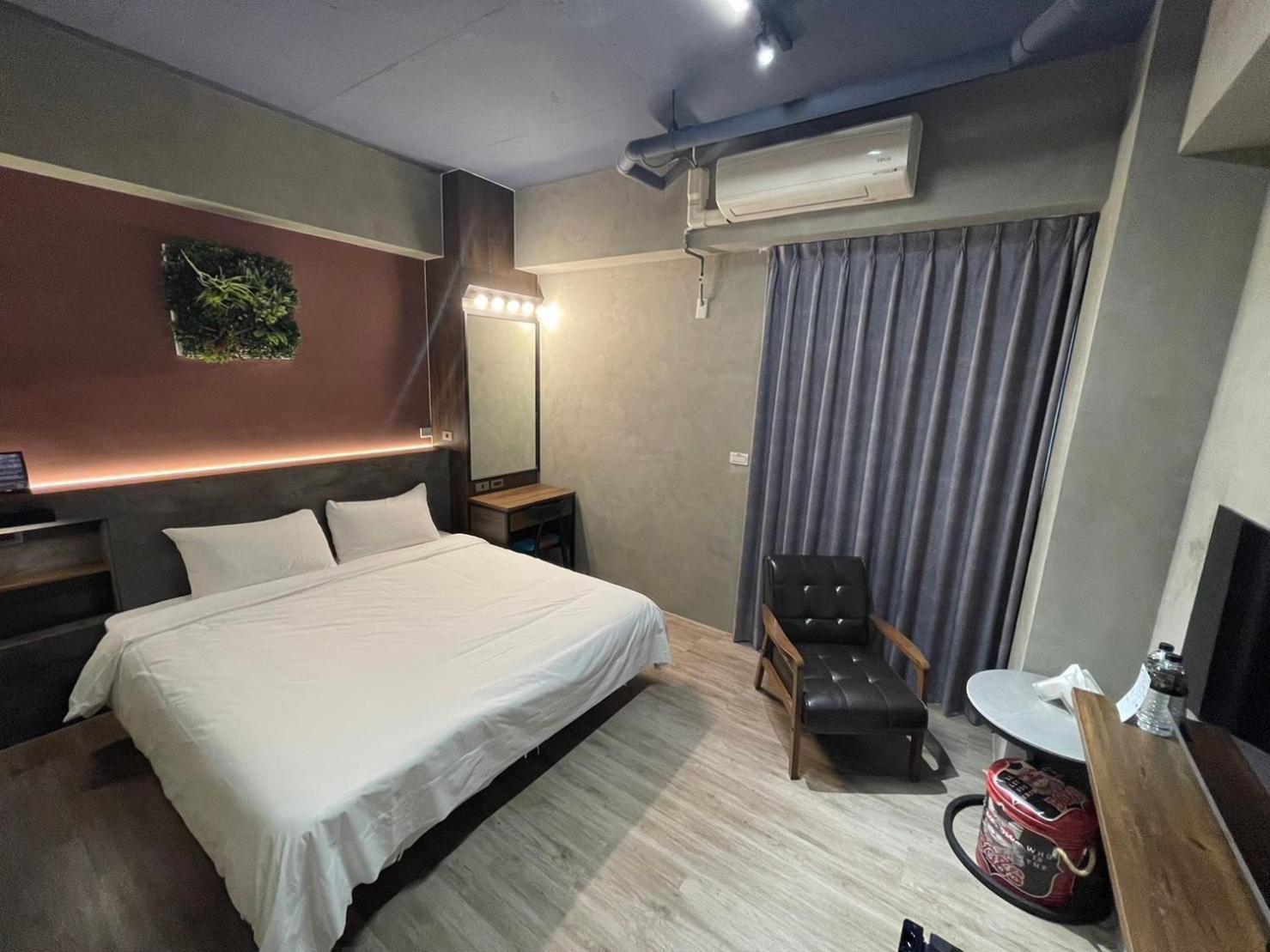 Long Lang Homestay Tainan Luaran gambar