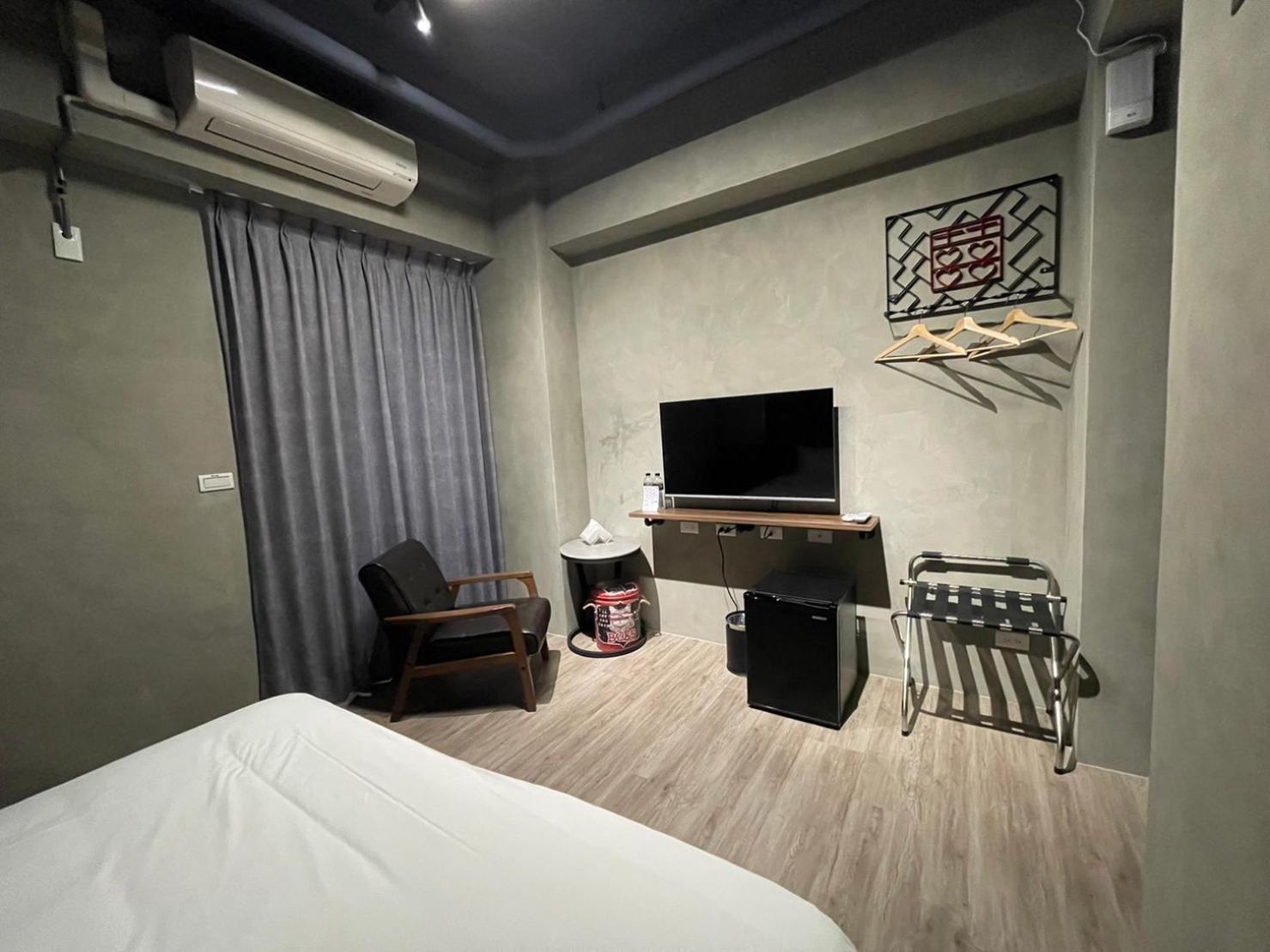 Long Lang Homestay Tainan Luaran gambar